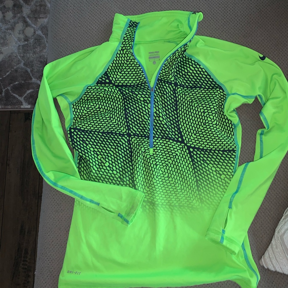 Nike half zip top